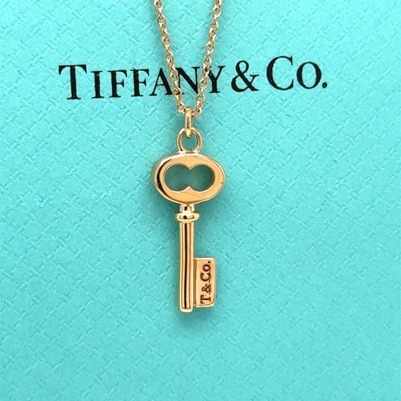 Tiffany & Co Mini Oval Key Pendant - Picture 5 of 10